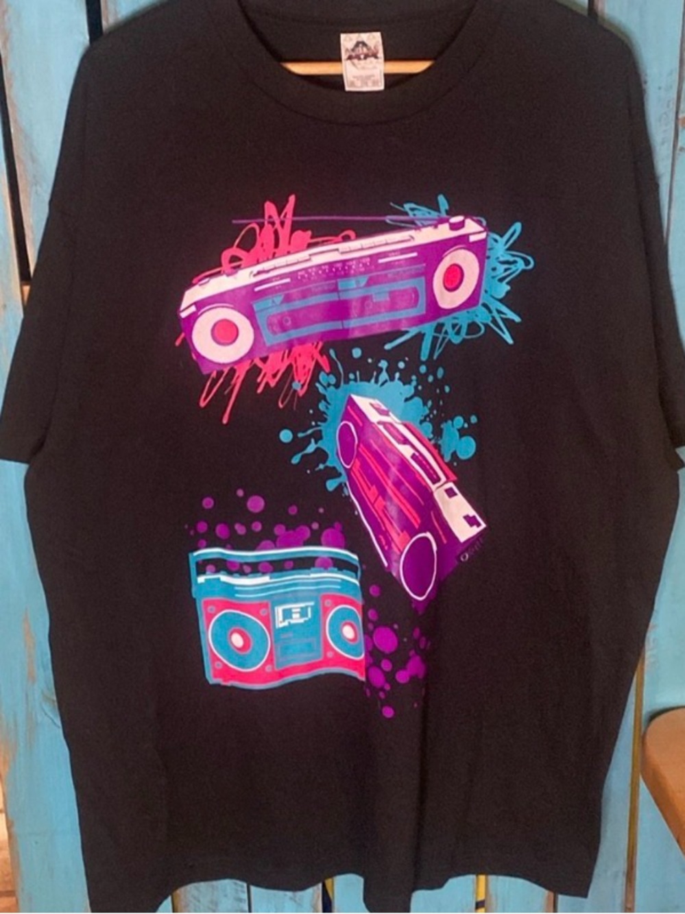 Boomboxes graphic t shirt size XXL black purple white pink turquoise